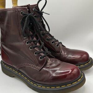 Dr. Martens 1460 cherry red vegan 8-eye lace-up Oxford rub-off boots, size 8